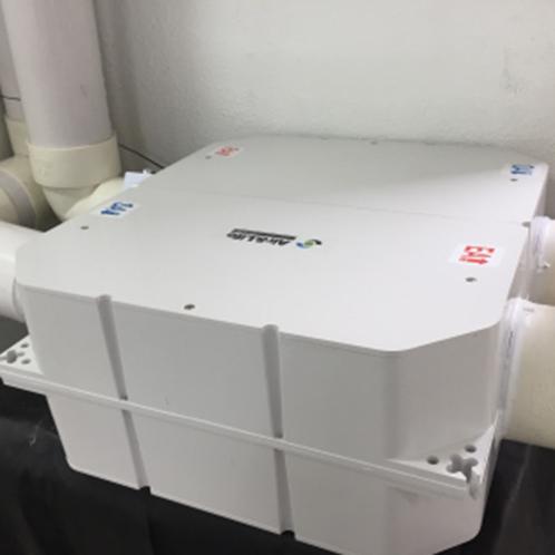 Small measurement device IOTair cleaning system available for control by a mobile device