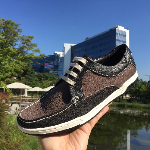 REDMETEOR DESIGN SHOES