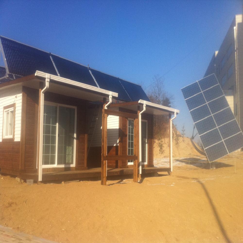 Solar floor heating system