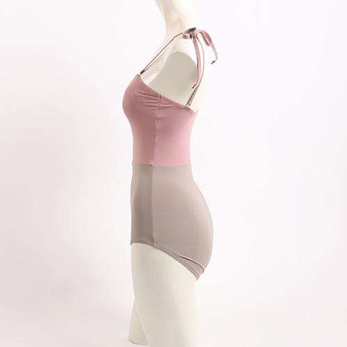 Coloration OPS.  (Pale pink) | Swimsuit body cover offshore swimsuit bikini mom swimsuit Short shorts, short shorts, wire bikini Natsuhai Pool BEACH SWIMMING BODY COVER SWIMMING Ladies bikini off shoulder Skirt shorts