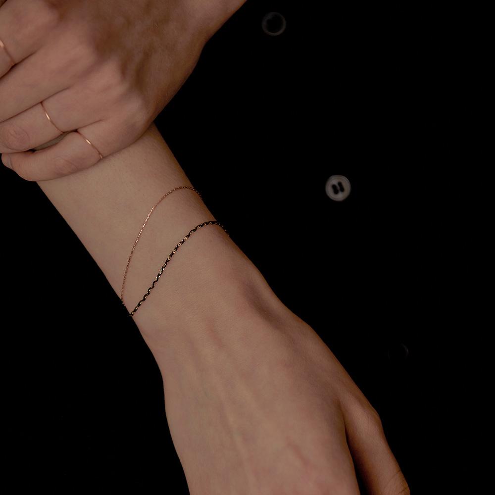 Silky Gold Chain Bracelet